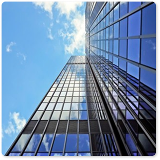 Vách kính mặt tiền